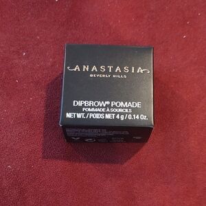 Anastasia Beverly Hills Brow Pomade in Soft Brown